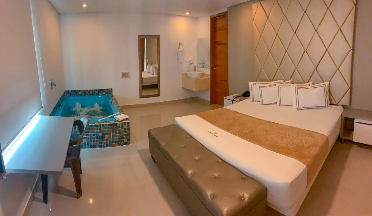Infinity Hotel Medellín Esterno foto