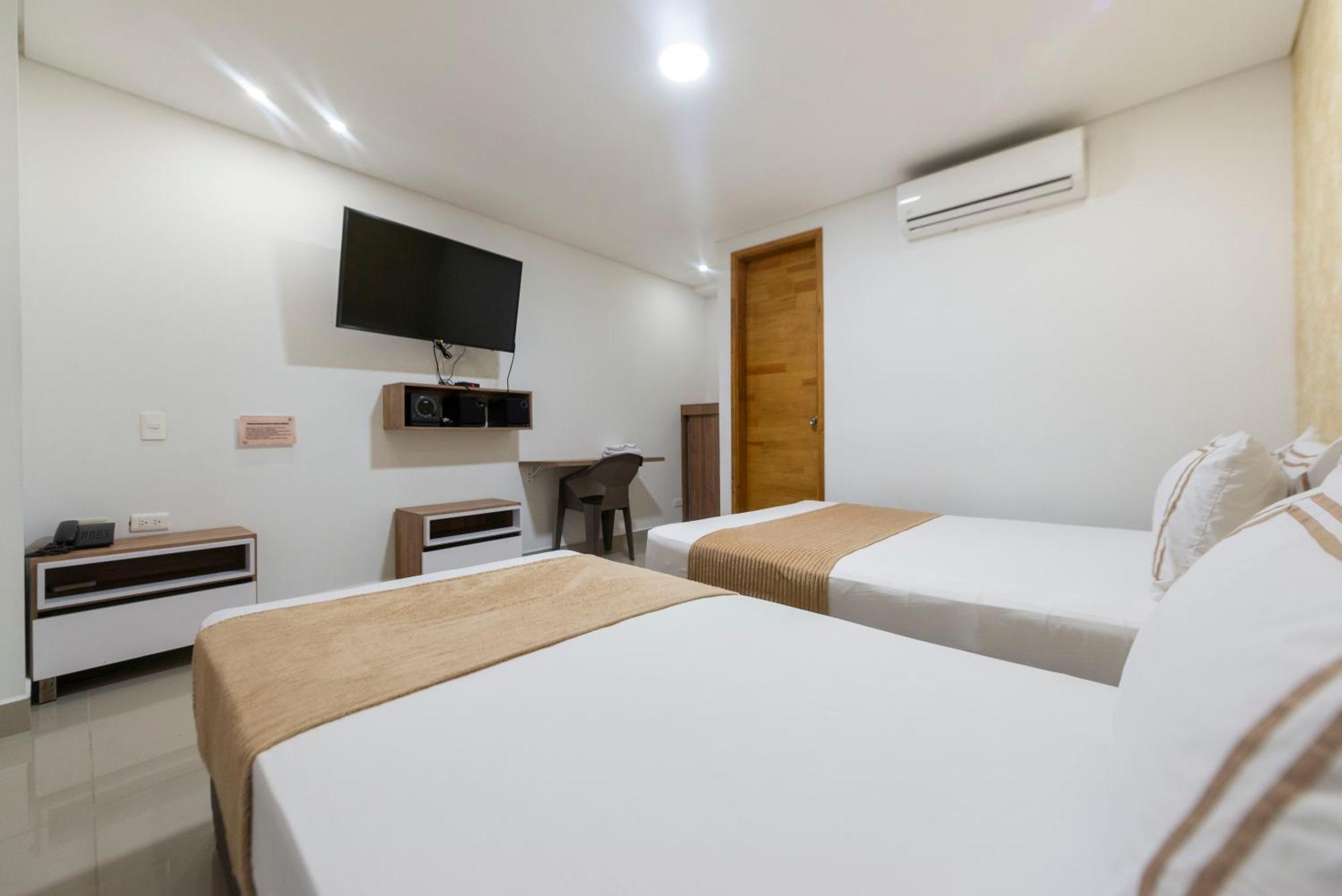 Infinity Hotel Medellín Esterno foto