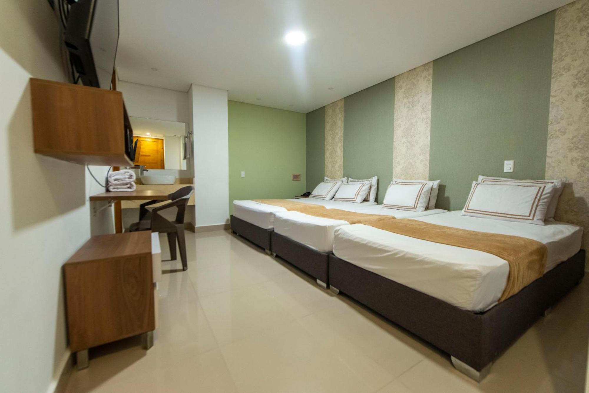 Infinity Hotel Medellín Esterno foto