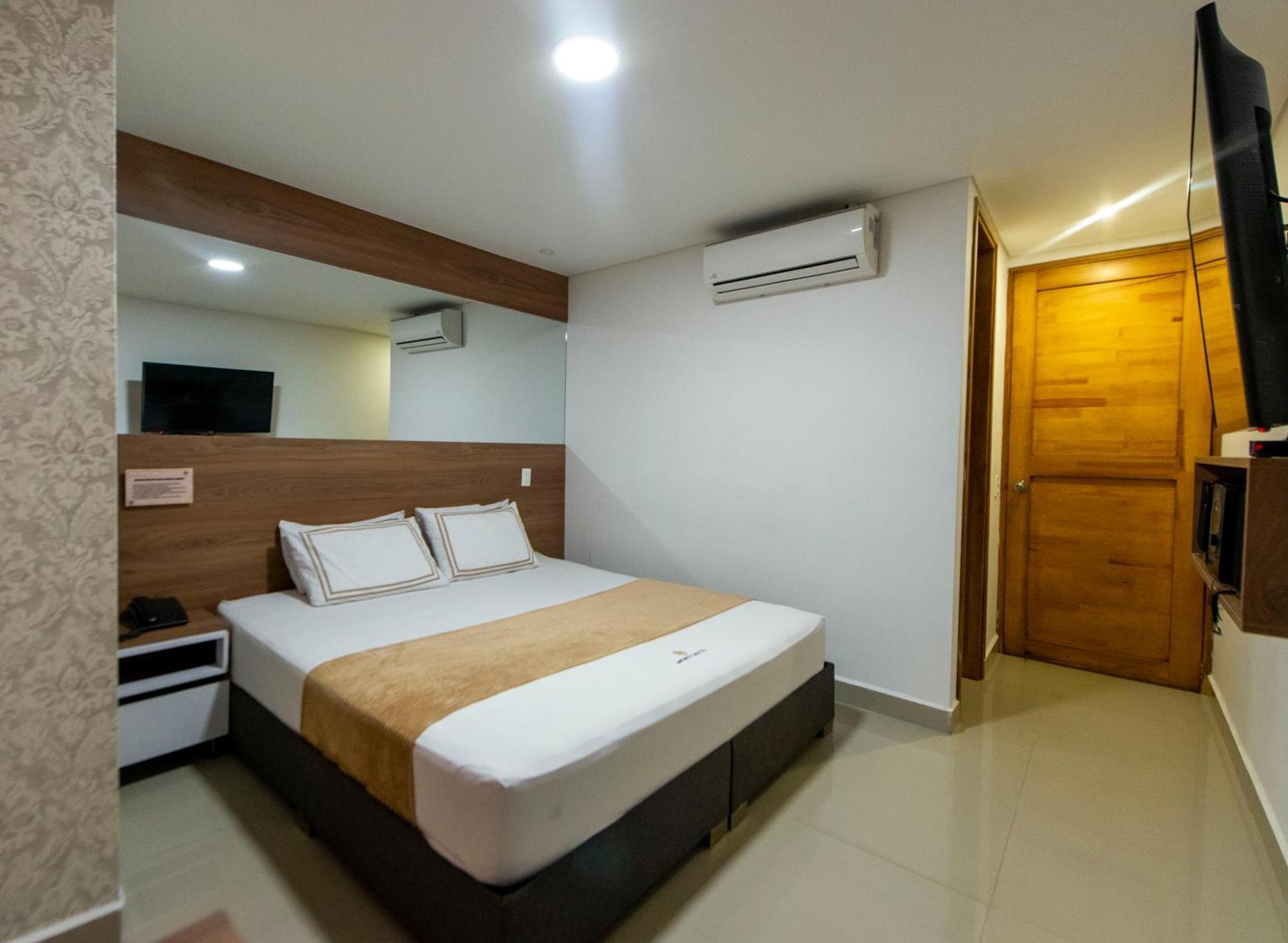Infinity Hotel Medellín Esterno foto
