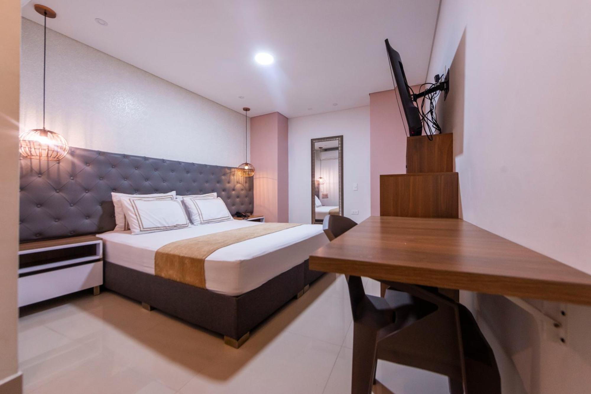 Infinity Hotel Medellín Esterno foto
