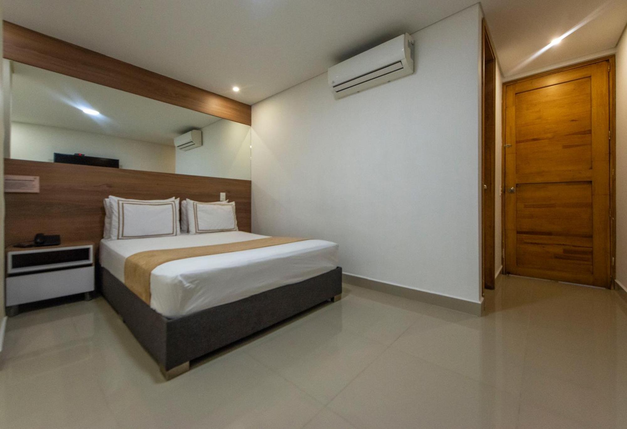 Infinity Hotel Medellín Esterno foto